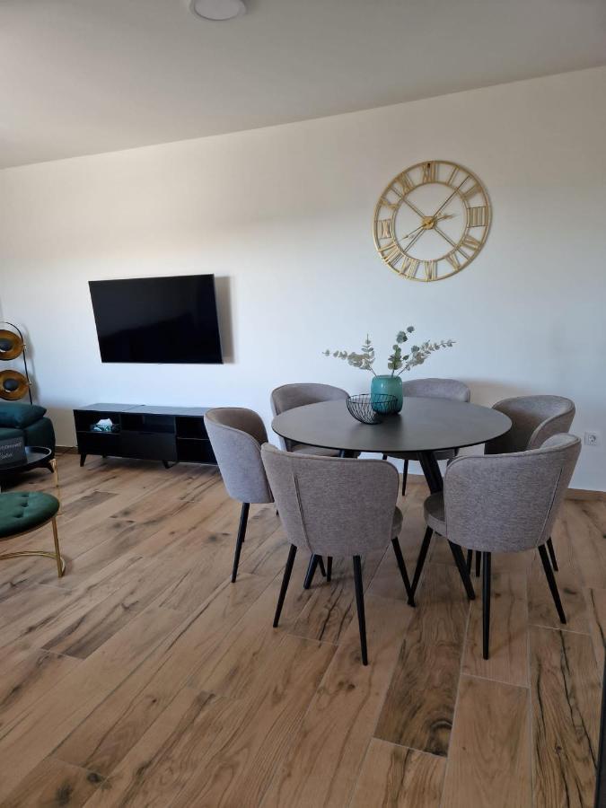 פריבלאקה Apartment Luka מראה חיצוני תמונה