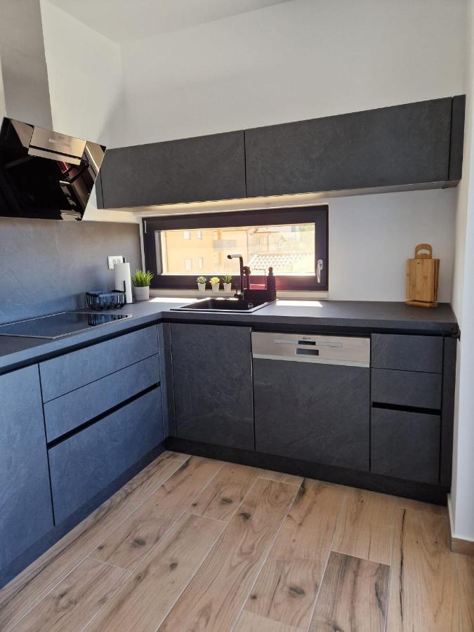 פריבלאקה Apartment Luka מראה חיצוני תמונה