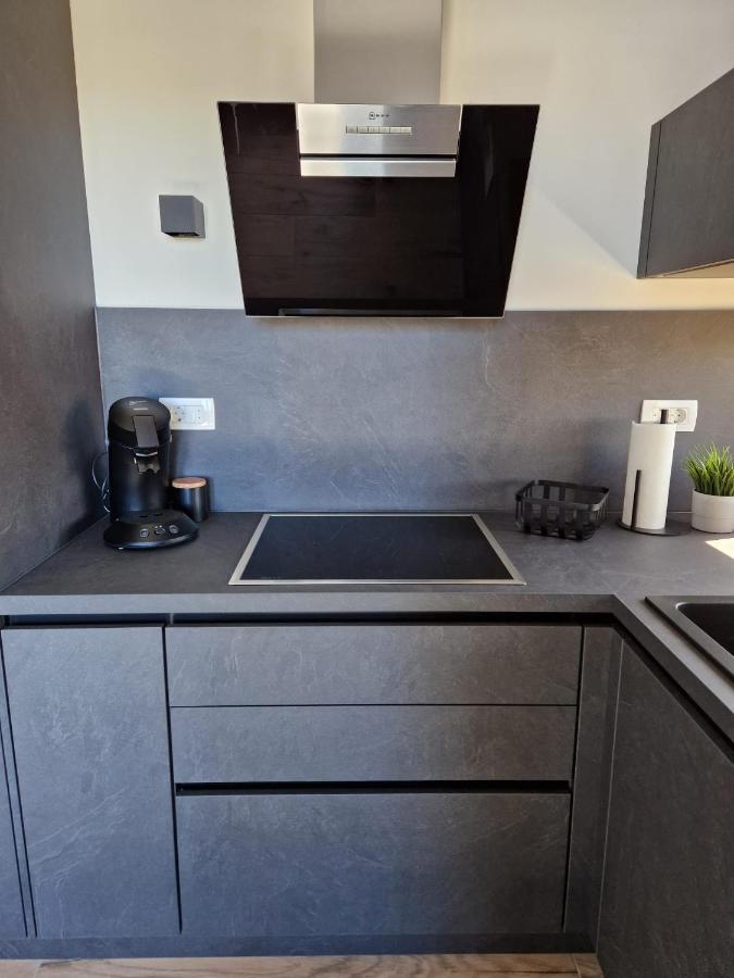 פריבלאקה Apartment Luka מראה חיצוני תמונה